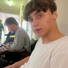 Фотография мужчины Рован, 19 лет из г. Бобруйск