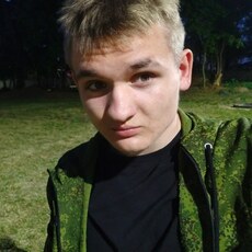 Фотография мужчины Всеволод, 18 лет из г. Строитель (Белгородская Обл)
