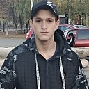 Валера, 19 лет
