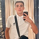 Начо, 22 года