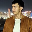 Умиджон, 21 год