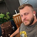 Виктор, 32 года