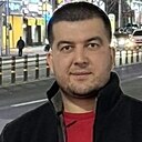 Пользователь, 33 года