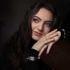 Фотография девушки Ayla, 23 года из г. București