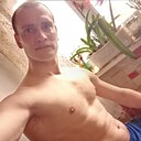 Саша, 32 года