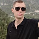 Роман, 22 года