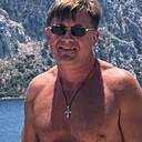 Михаил, 44 года