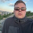 Данила, 22 года