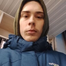 Фотография мужчины Кирилл, 18 лет из г. Новосибирск