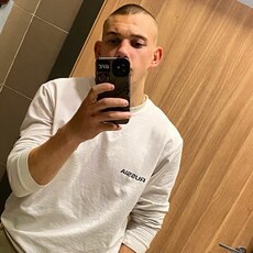 Фотография мужчины Данил, 18 лет из г. Троицк