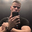 Роман, 21 год