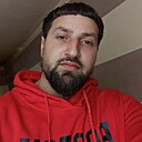 No Name, 32 года