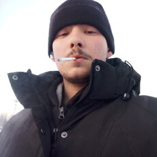 Фотография мужчины Максим, 21 год из г. Зыряновск