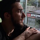 Гусейн, 24 года