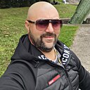 Lucian, 43 года