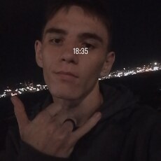 Фотография мужчины Витёк, 18 лет из г. Новороссийск