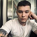 Виктор, 25 лет