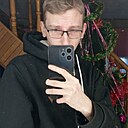 Роман, 20 лет