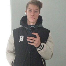 Фотография мужчины Кирилл, 19 лет из г. Оренбург