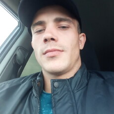 Фотография мужчины Олег, 26 лет из г. Нефтеюганск