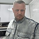 Артём, 37 лет