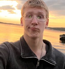 Фотография мужчины Олег, 19 лет из г. Североморск