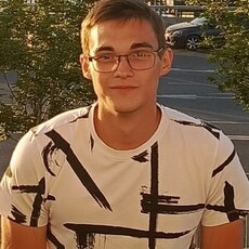 Фотография мужчины Данил, 19 лет из г. Кинель-Черкасы