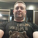 Майкл, 44 года