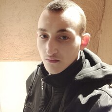 Фотография мужчины Валерий, 21 год из г. Кишинев