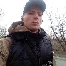 Фотография мужчины Роман, 32 года из г. Енакиево