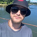 Денис, 32 года