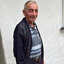 Валера, 44 года