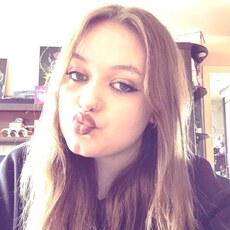 Фотография девушки Алина, 18 лет из г. Анжеро-Судженск