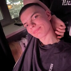 Фотография мужчины Павел, 22 года из г. Краснотурьинск