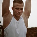 Михаил, 33 года