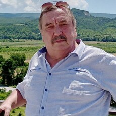 Фотография мужчины Виктор, 70 лет из г. Ялта