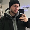 Макс, 24 года