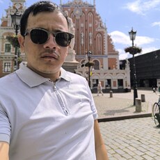 Фотография мужчины Azizbek, 26 лет из г. Росток