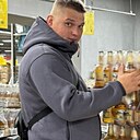 Максим, 22 года