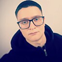 Михаил, 33 года