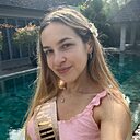 Анастасия, 28 лет