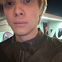 Максим, 21 год