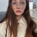 Ксения, 21 год