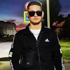 Фотография мужчины Тёма, 21 год из г. Брянск