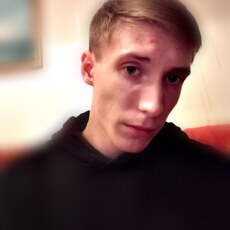 Фотография мужчины Илья, 19 лет из г. Нижний Новгород