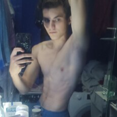 Фотография мужчины Илья, 19 лет из г. Каменское