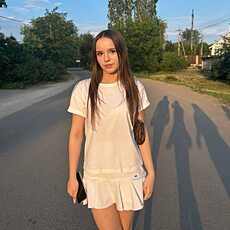 Фотография девушки Юлия, 18 лет из г. Ростов-на-Дону