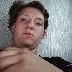 Фотография мужчины Рома, 19 лет из г. Ижевск