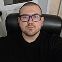 Максим, 23 года