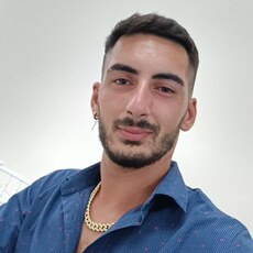 Фотография мужчины Adrian, 22 года из г. Râmnicu Vâlcea